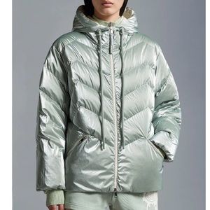 Moncler Oeting Short Down Jacket